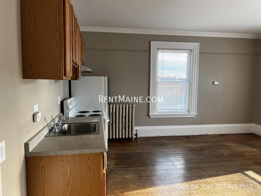 145 Union Street #9 - Photo 3 of 10