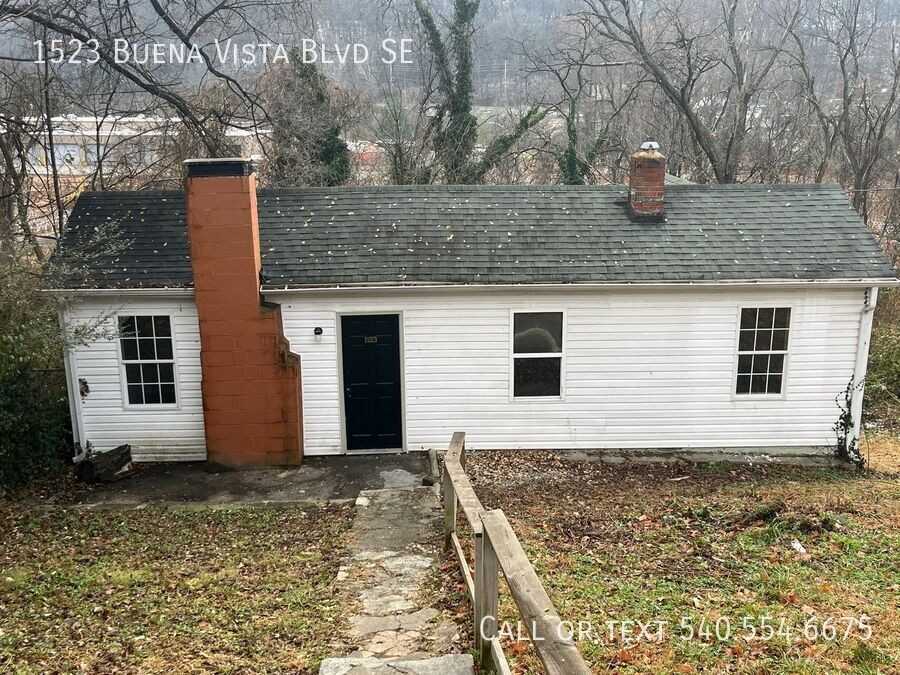 1523 Buena Vista Boulevard Southeast