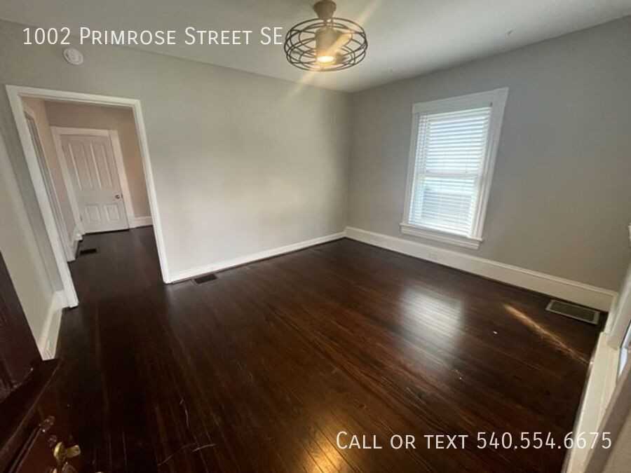1002 Primrose Street Southeast - Photo 2 of 6