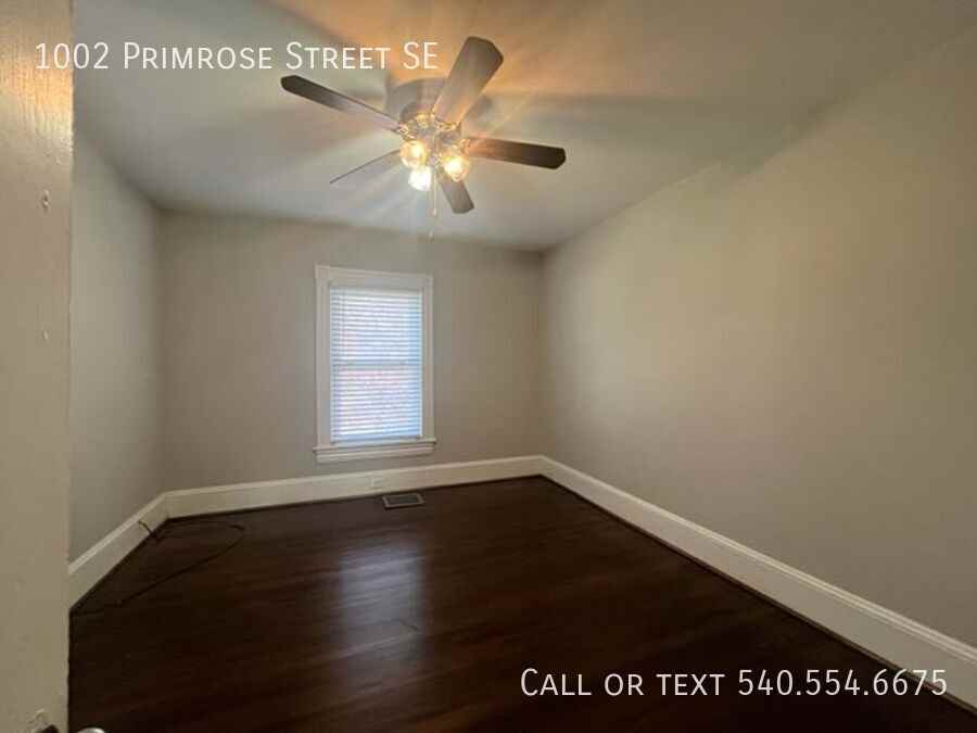 1002 Primrose Street Southeast - Photo 3 of 6