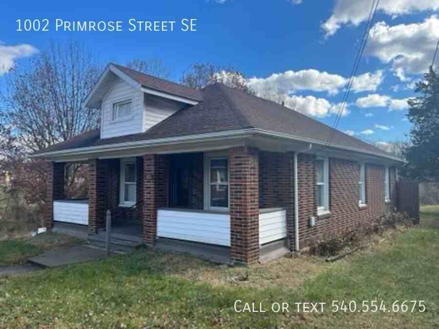 1002 Primrose Street Southeast - Photo 6 of 6