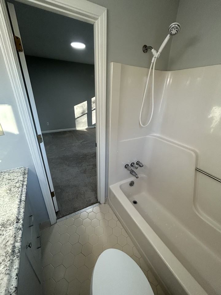 190 Winston Drive #1 - Photo 4 of 23