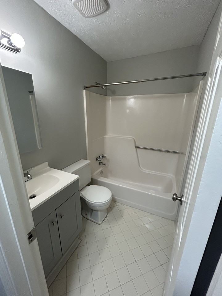 190 Winston Drive #1 - Photo 5 of 23