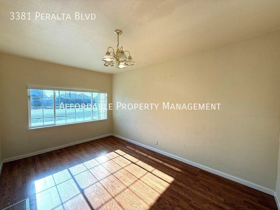 3381 Peralta Boulevard - Photo 6 of 19