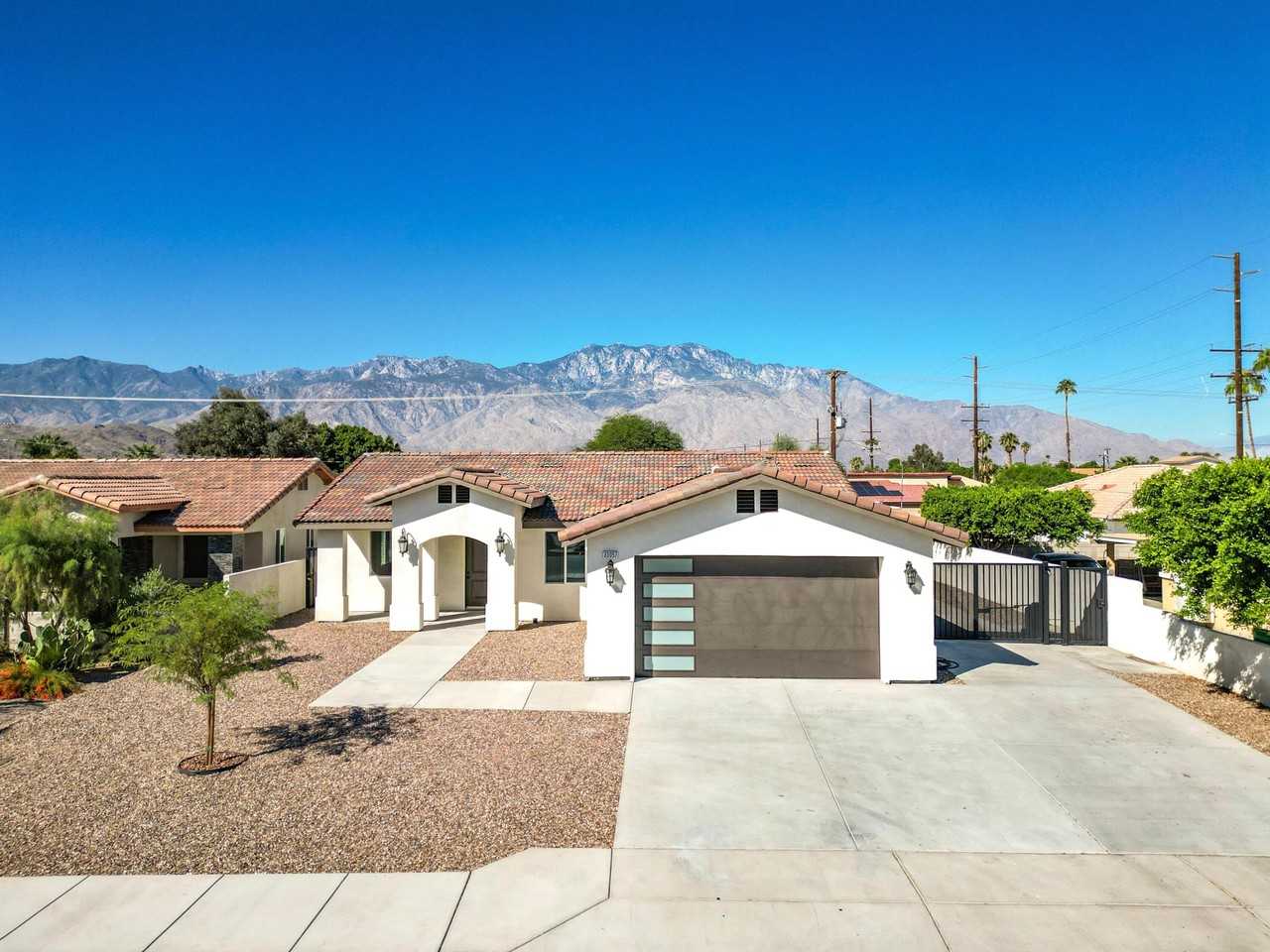 33595 Rancho Vista Dr #33595 - Photo 4 of 28