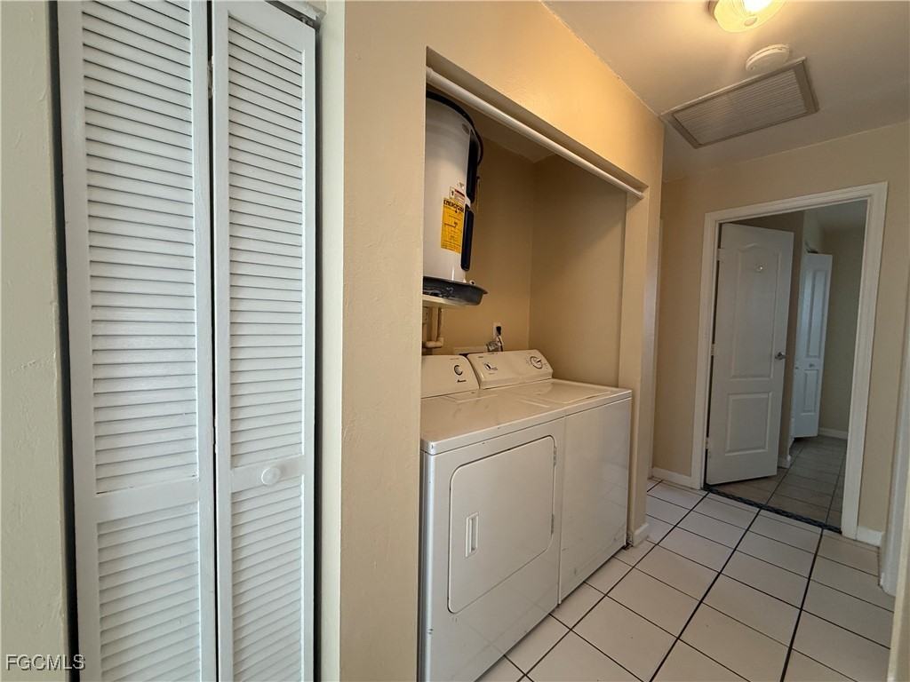 2117 Southwest Santa Barbara Place #2117-4 - Photo 3 of 14