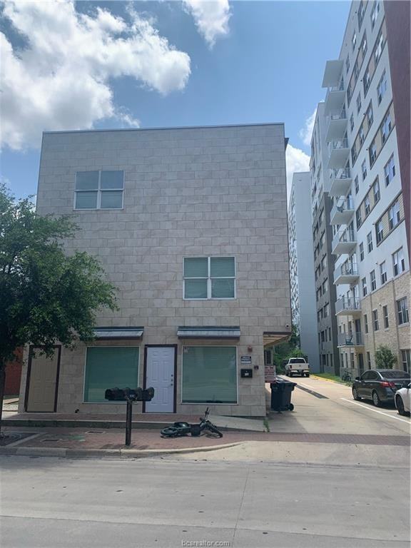 307 Boyett Street #307D - Photo 4 of 10