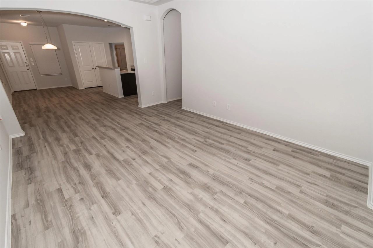 8602 Wilkins Oaks Drive #8602