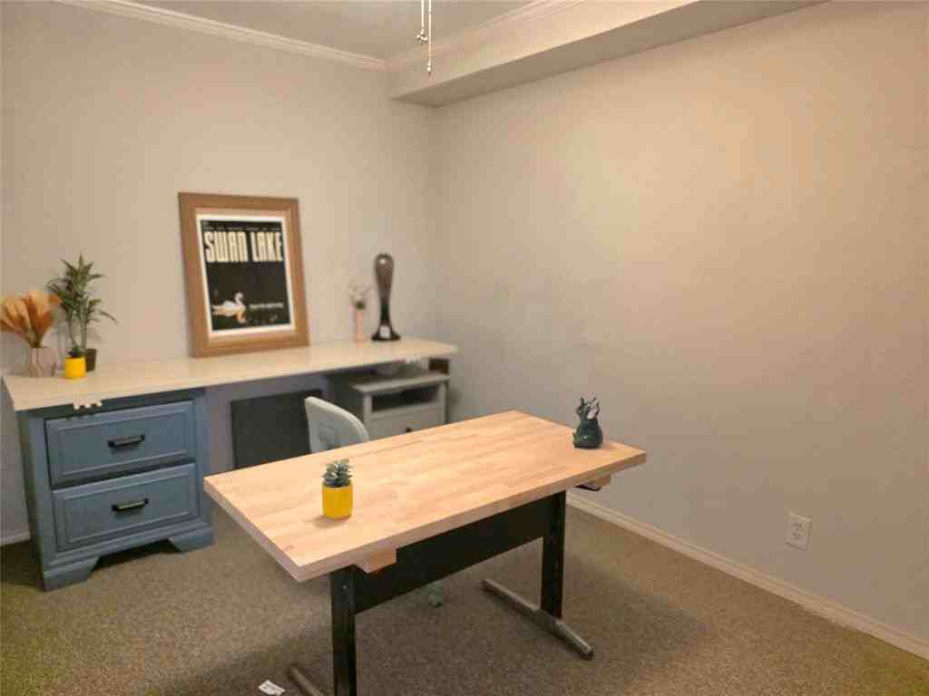 2612 Custer Parkway #2612B - Photo 4 of 13