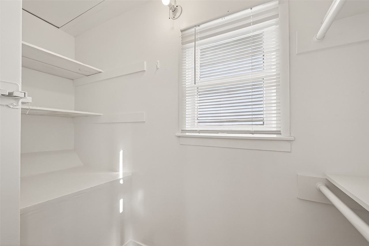 4212 Woodhead Street #4212-2 - Photo 4 of 26