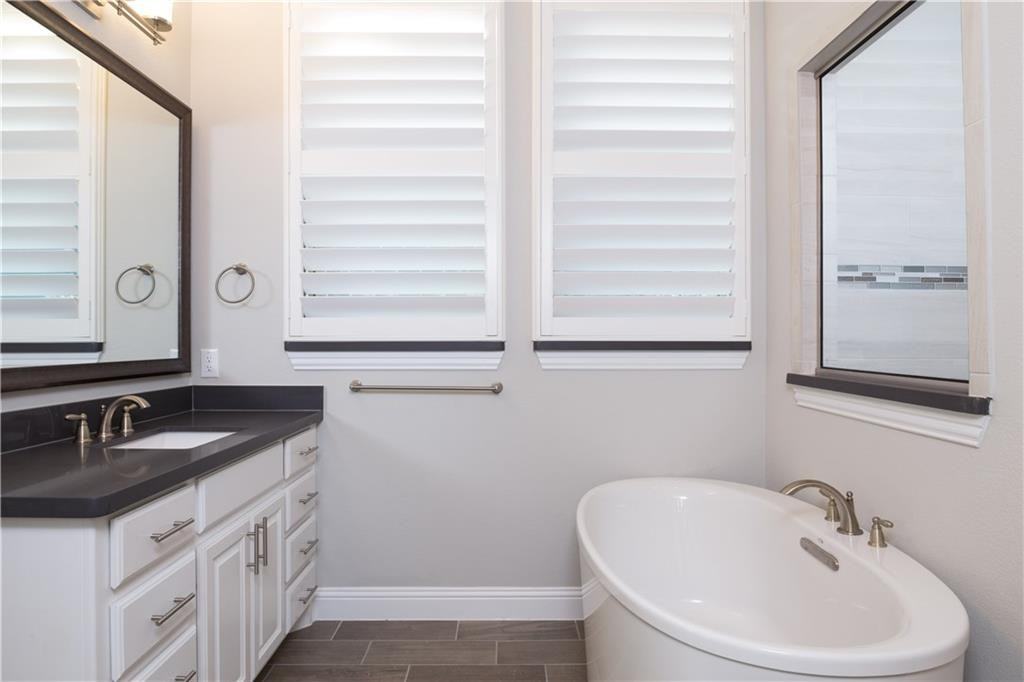 8513 Pine Valley Dr #8513 - Photo 3 of 35