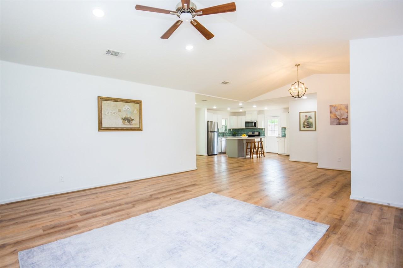 6229 Carew Street #6229 - Photo 2 of 15