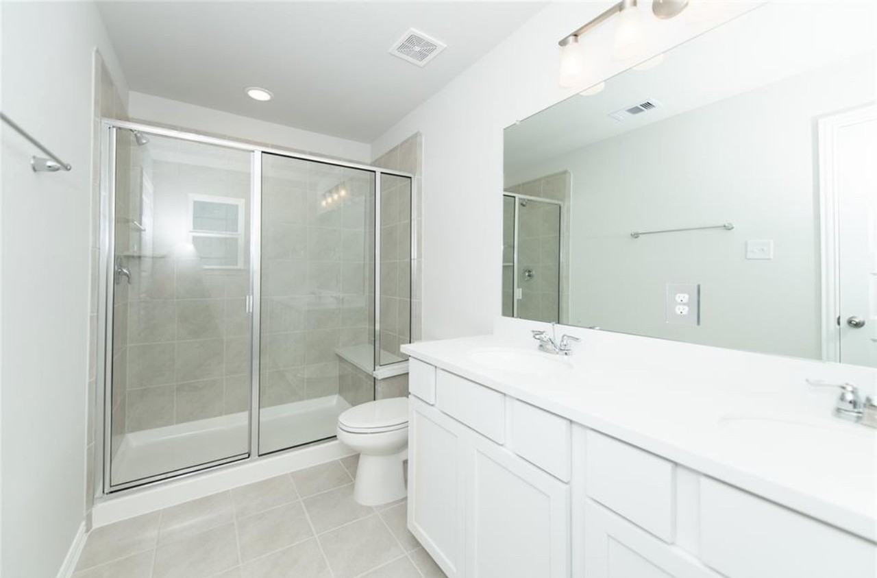 27930 Western Creek Ct #27930 - Photo 5 of 20