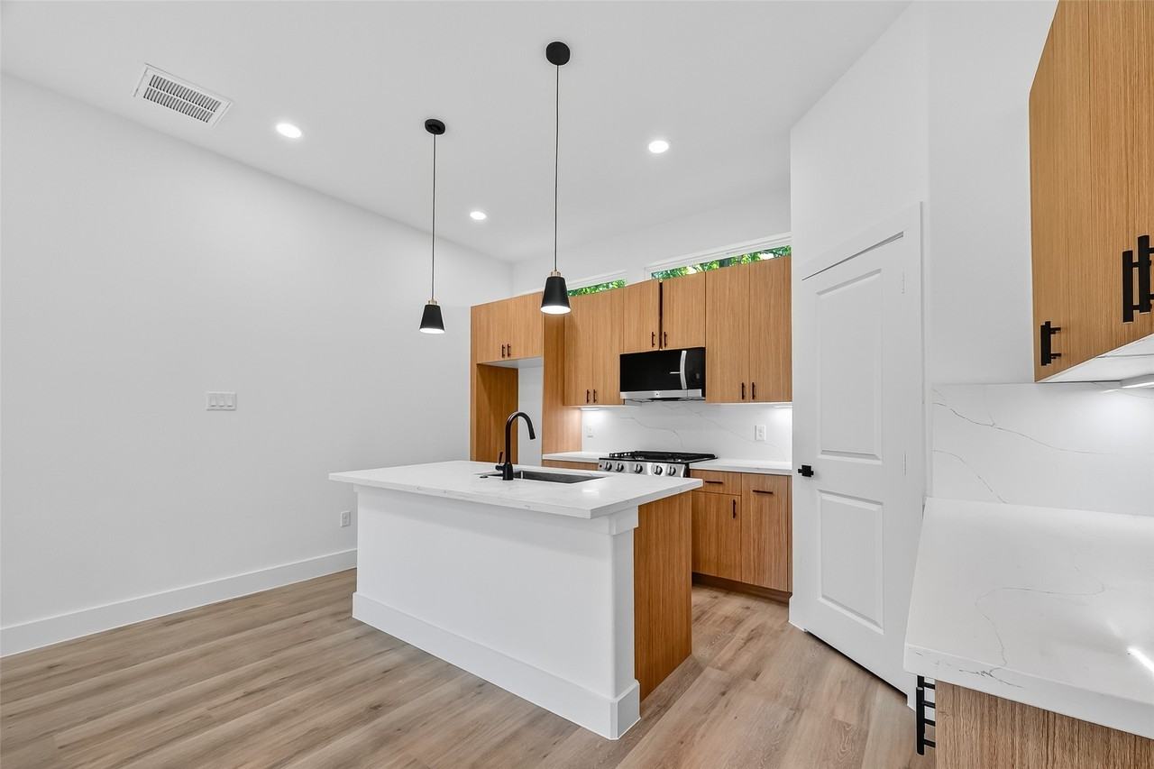 3311 Nettleton Street #3311 - Photo 2 of 32