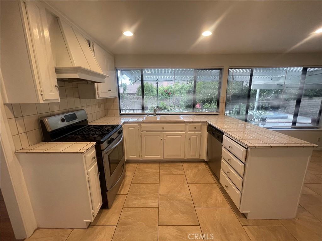 23423 Via Boscana #23423 - Photo 7 of 42