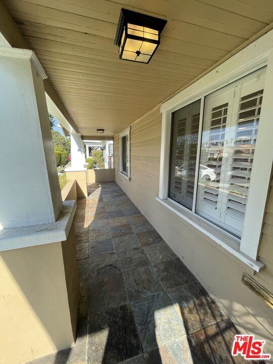 5028 4th Avenue #5028 - Photo 7 of 40