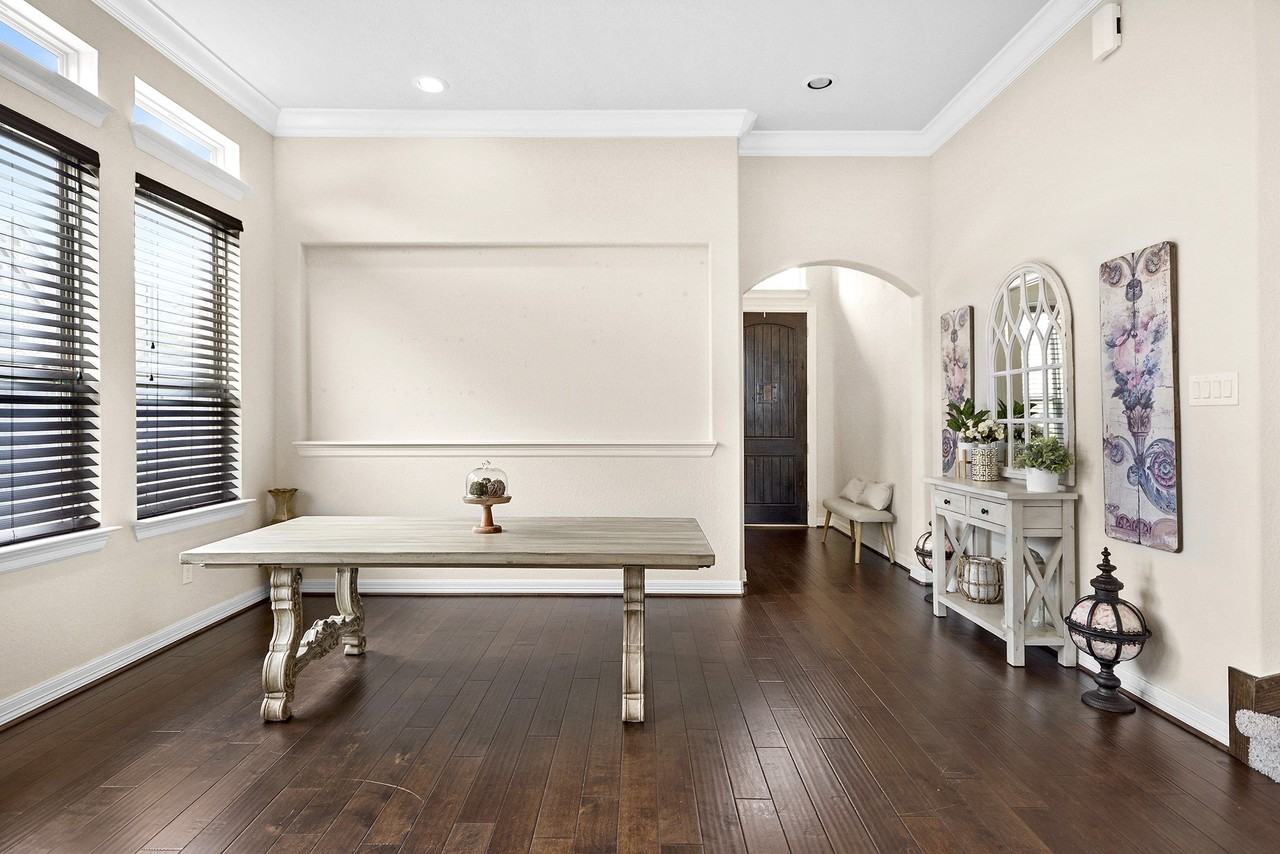 13204 Leighton Gardens Drive #13204 - Photo 3 of 35