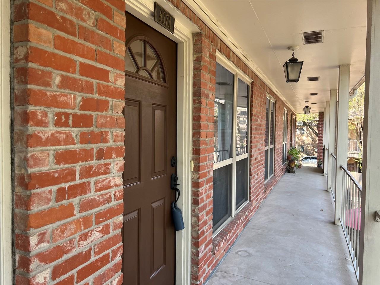 837 Wax Myrtle Lane #837A - Photo 2 of 31