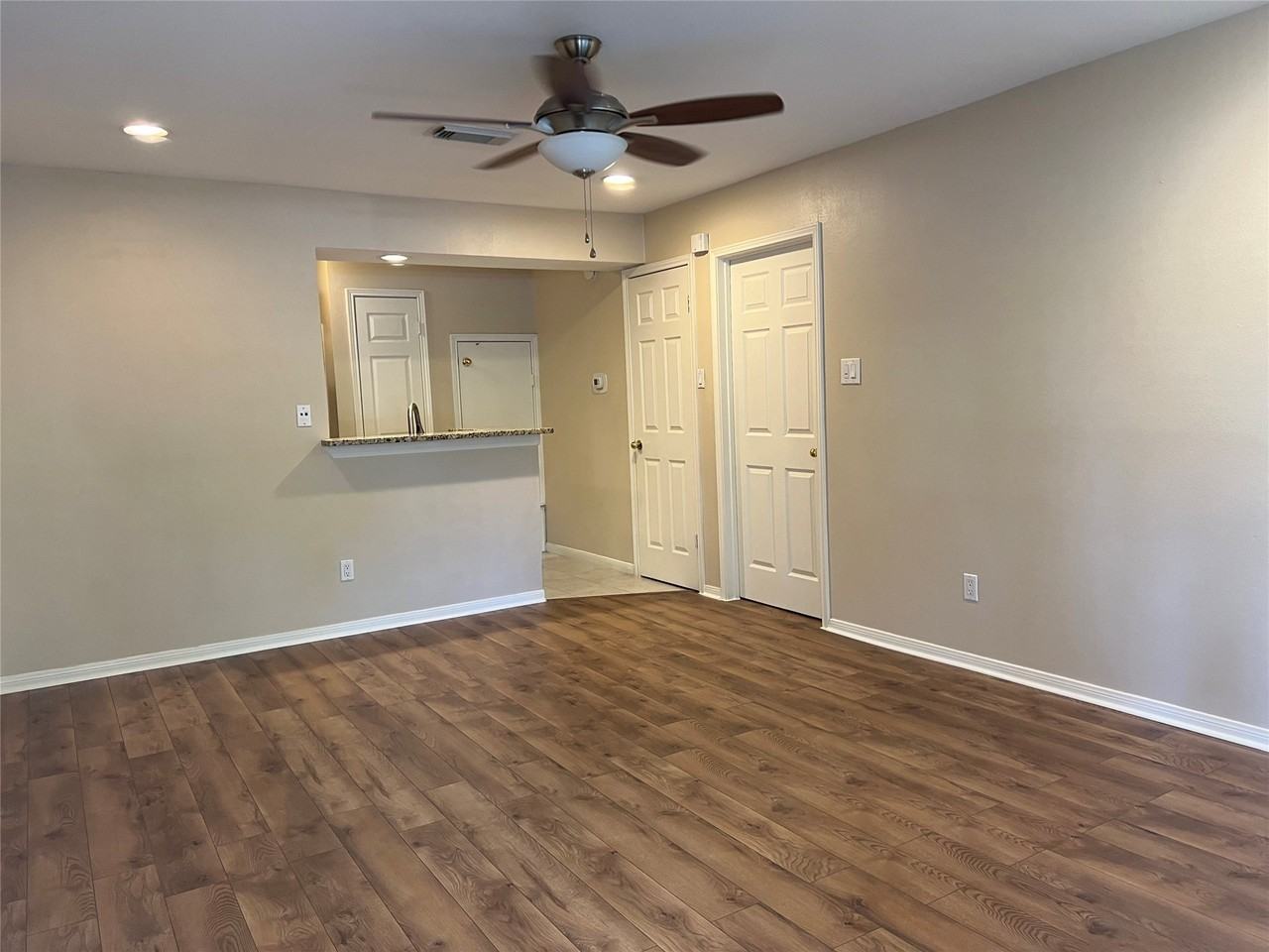 837 Wax Myrtle Lane #837A - Photo 3 of 31