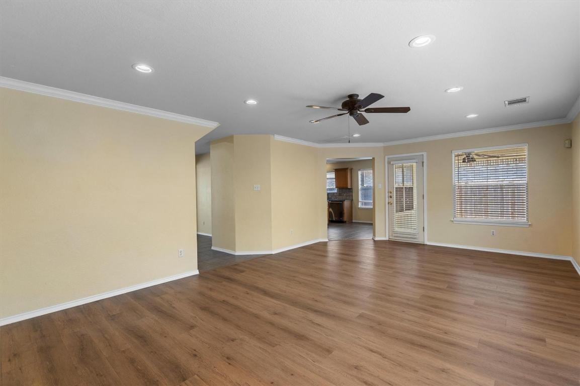 8336 Alvin High Lane #8336 - Photo 7 of 40