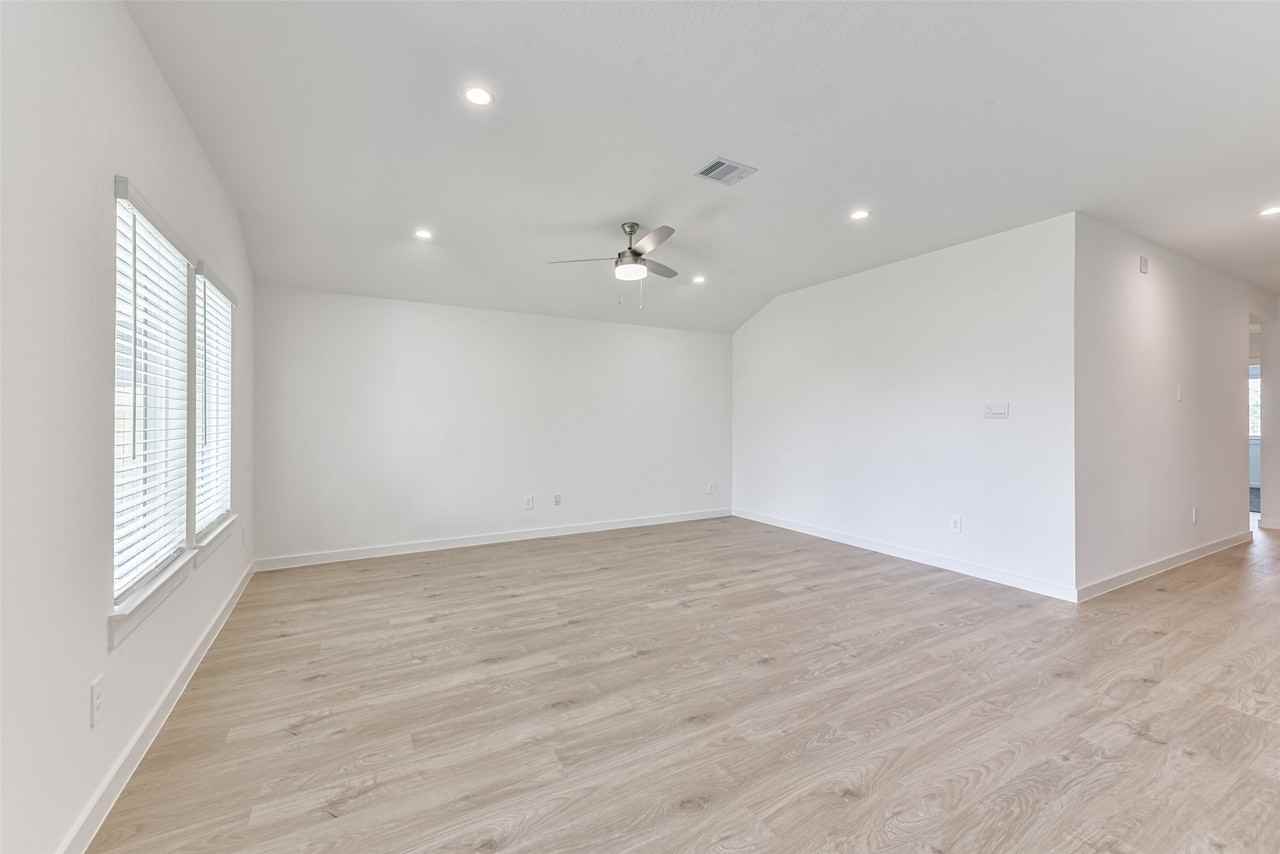 29911 Violet Sky Way #29911 - Photo 3 of 40