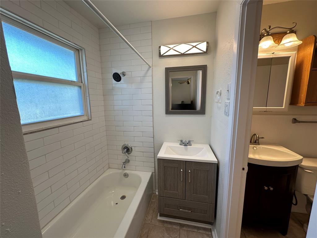 237 North Arthur Drive #237 - Photo 4 of 36