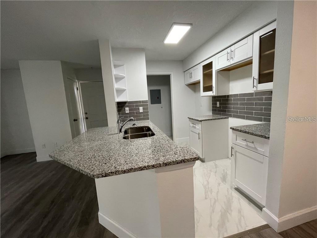 232 Afton Square #232-112 - Photo 5 of 13