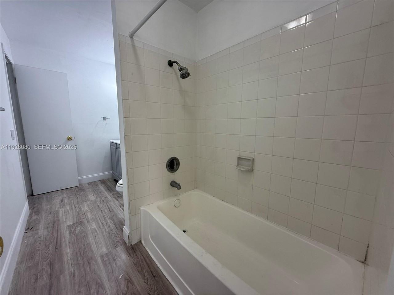 Sunrise #4086-500 - Photo 4 of 11