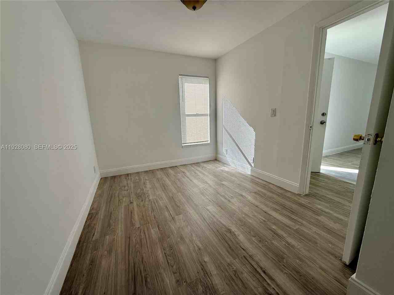 Sunrise #4086-500 - Photo 5 of 11