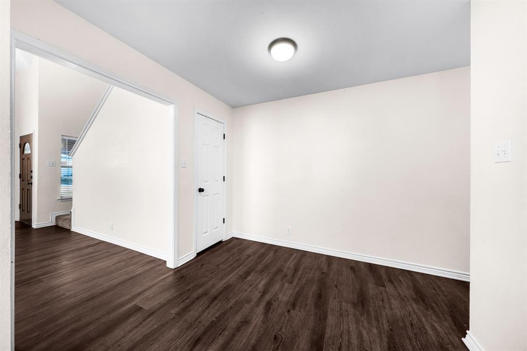 324 Tolbert Ave #324 - Photo 6 of 30