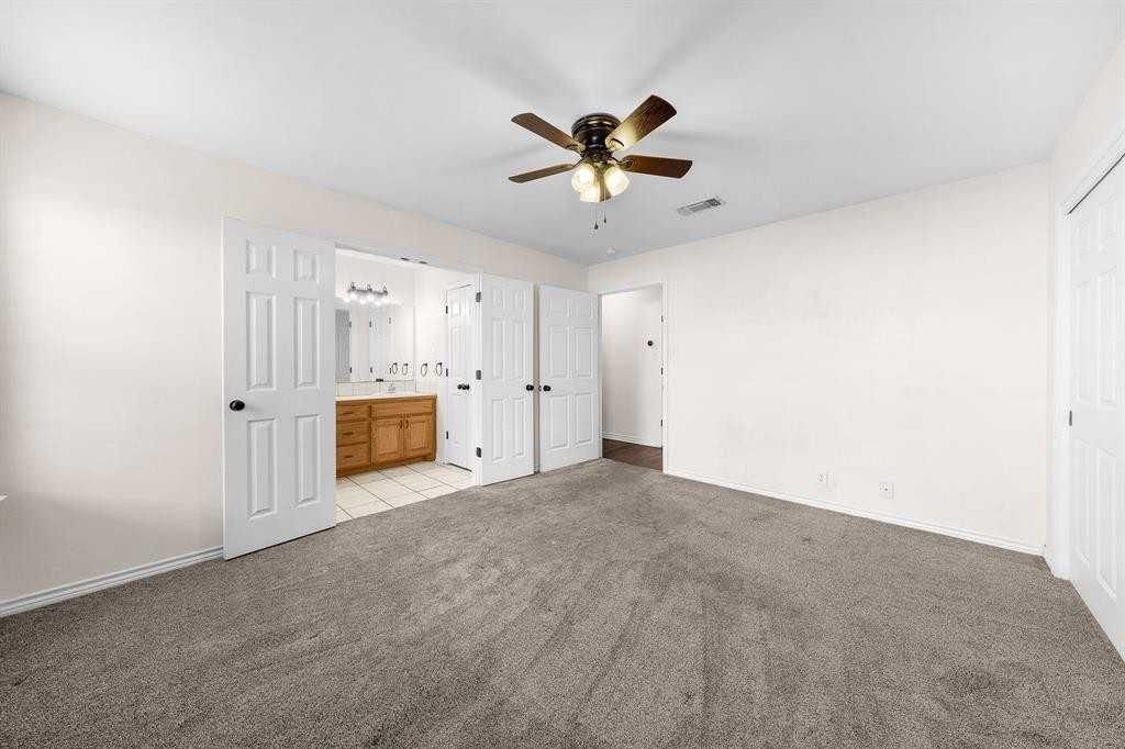 324 Tolbert Ave #324 - Photo 7 of 30