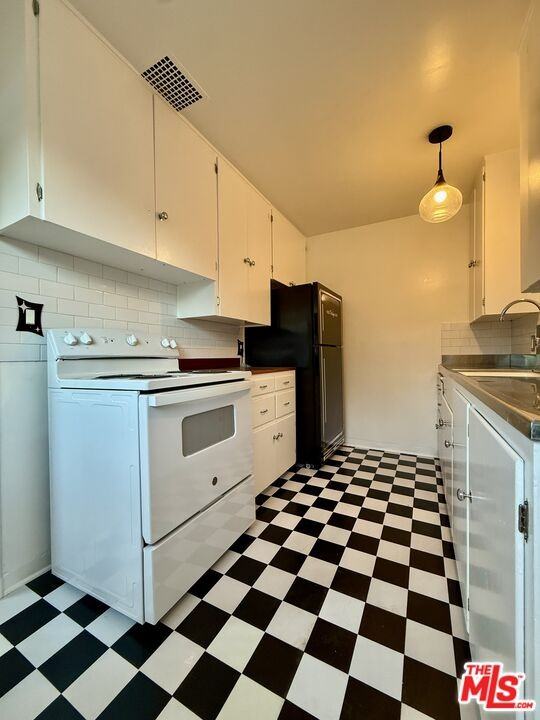 5560 Village Grn #5560 - Photo 7 of 18