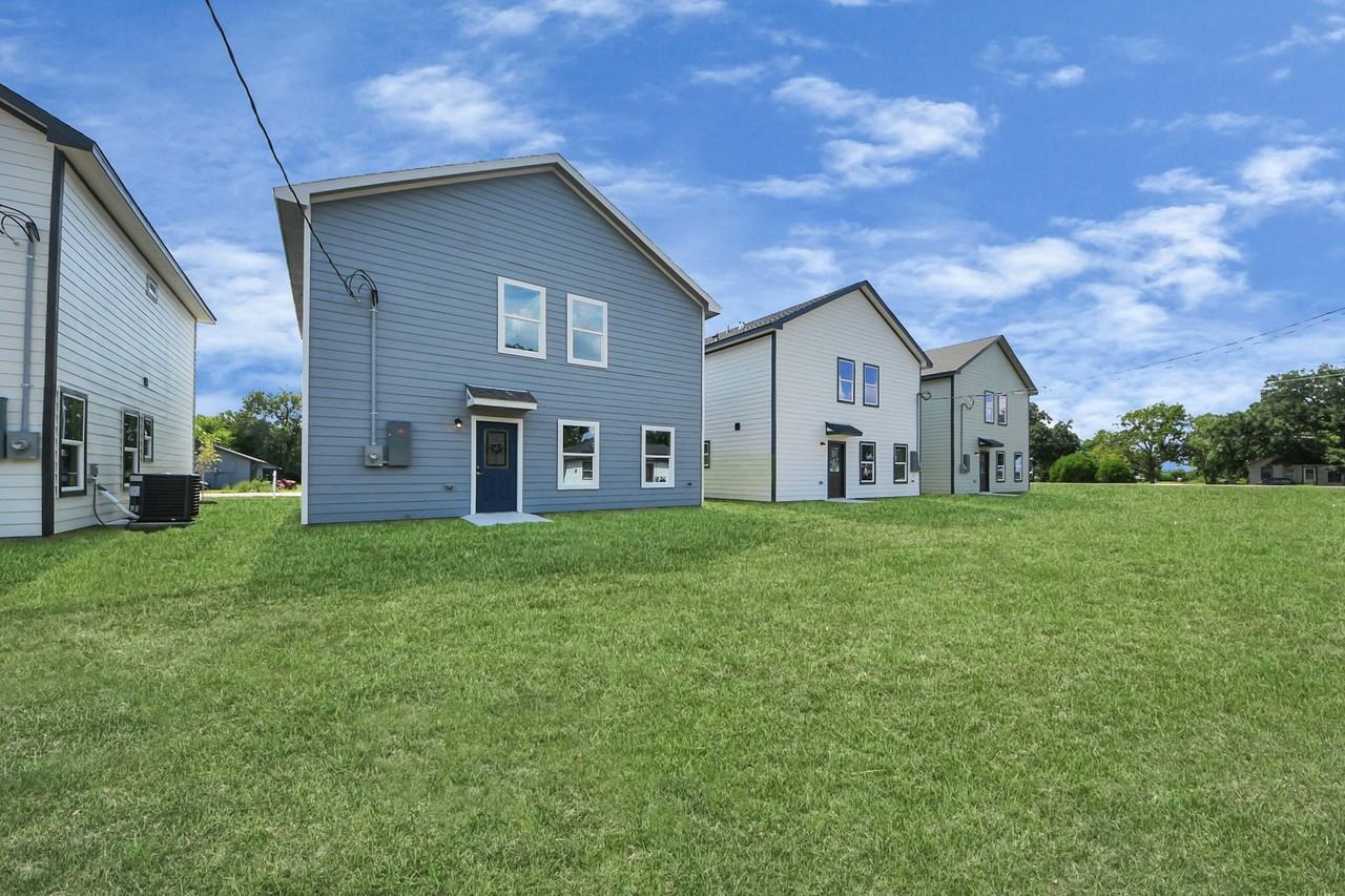 406 North 4th Street #406 - Photo 7 of 32