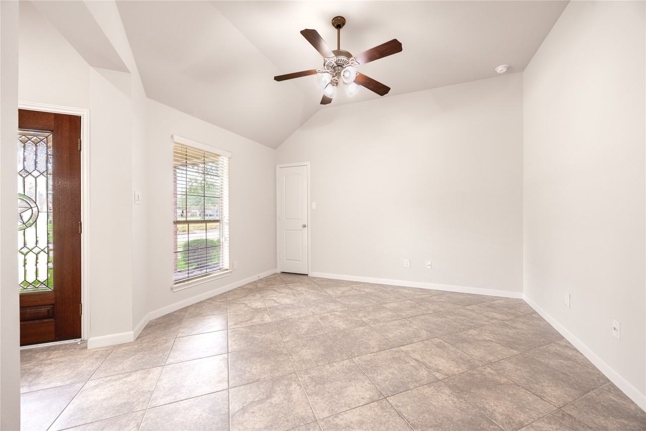 6315 Teal Mist Ln #6315 - Photo 2 of 33