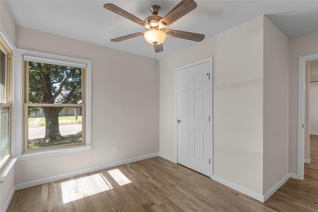 2221 Alexander Street #2221 - Photo 3 of 39