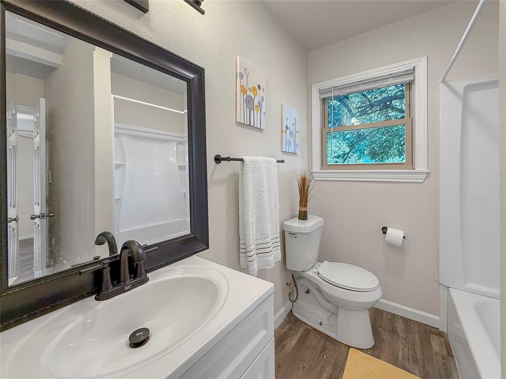 2221 Alexander Street #2221 - Photo 7 of 39