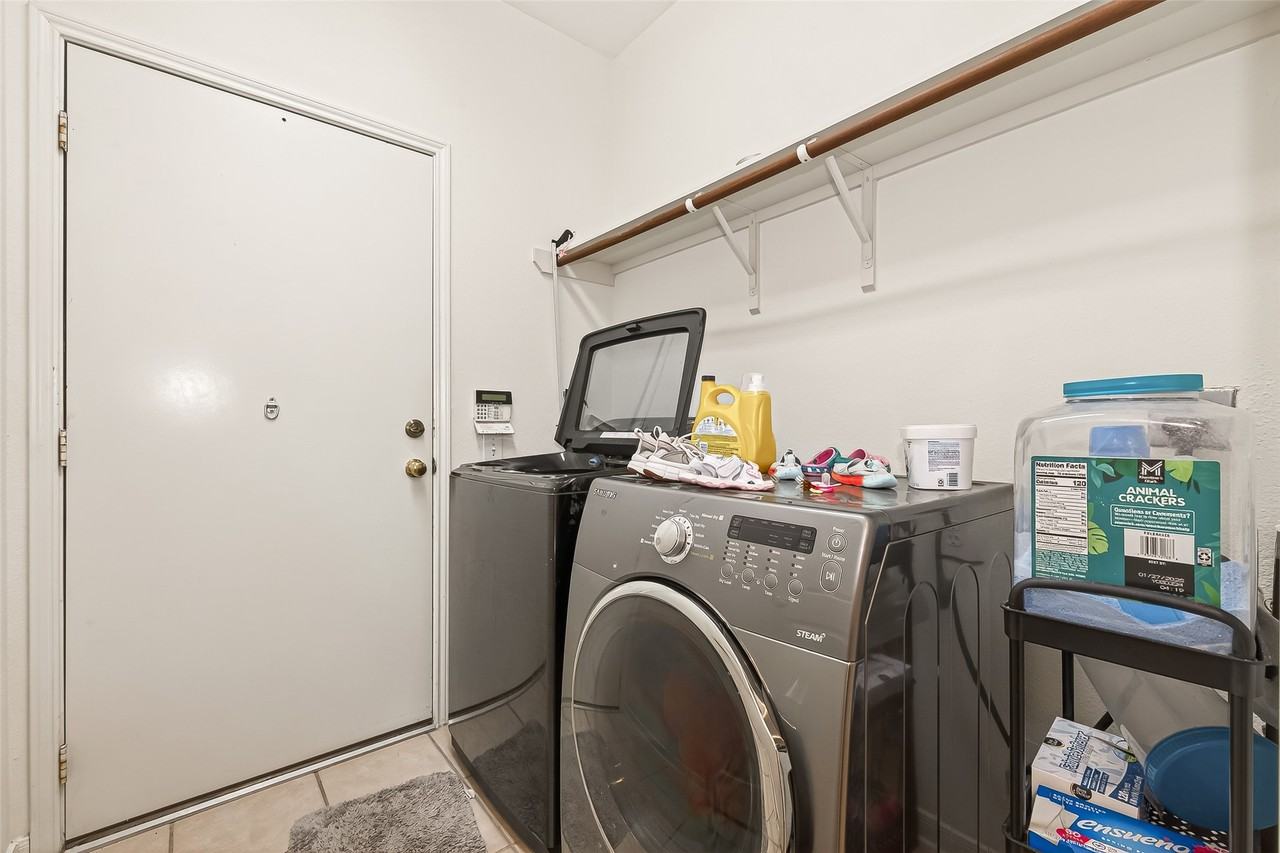 19915 Ashland Brook Court #19915 - Photo 4 of 46