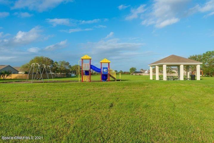 720 Wickham Lakes Drive #720 - Photo 6 of 18