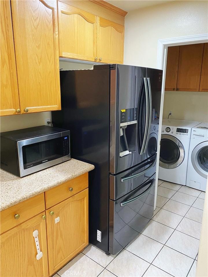 723 S Sierra Vista Ave #723C - Photo 2 of 10