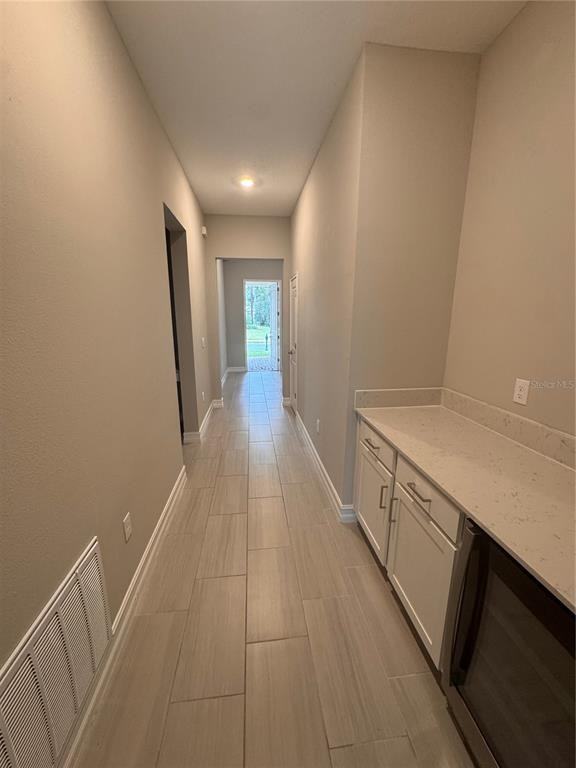 917 Southeast 42nd Street #917 - Photo 4 of 19