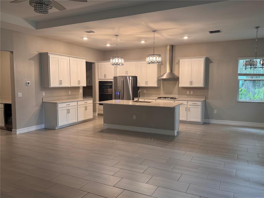 917 Southeast 42nd Street #917 - Photo 6 of 19