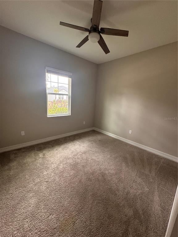 917 Southeast 42nd Street #917 - Photo 7 of 19