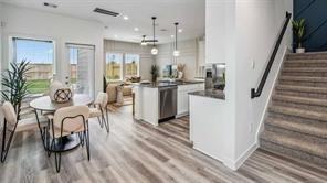 10212 Berkeley Springs Trl #10212 - Photo 4 of 7