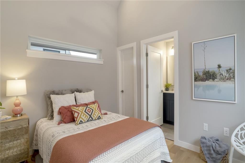 1118 Stobaugh Street #1118B - Photo 4 of 12