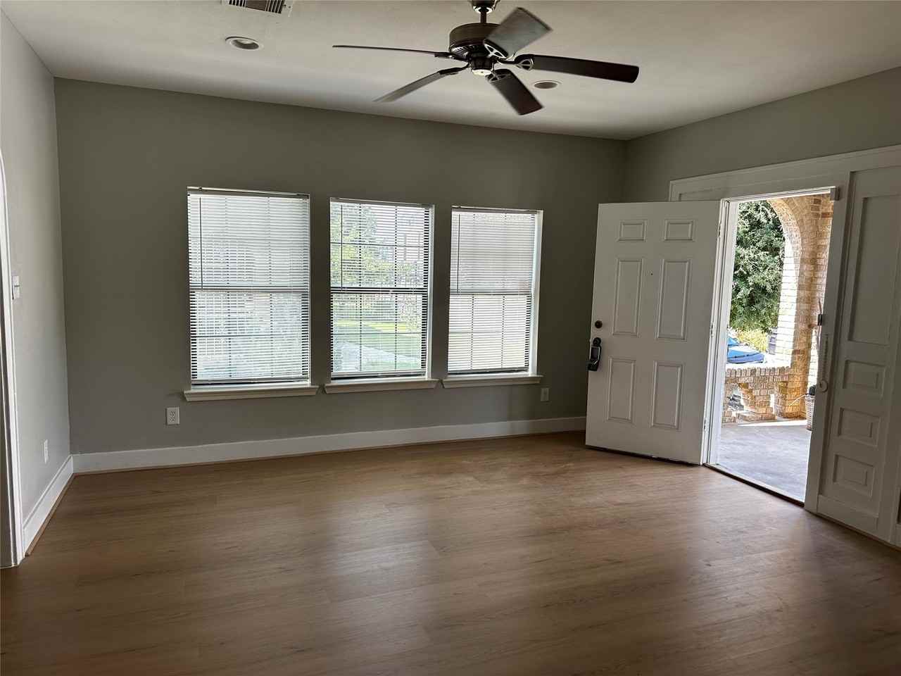 2910 Wichita Street #2910 - Photo 5 of 16