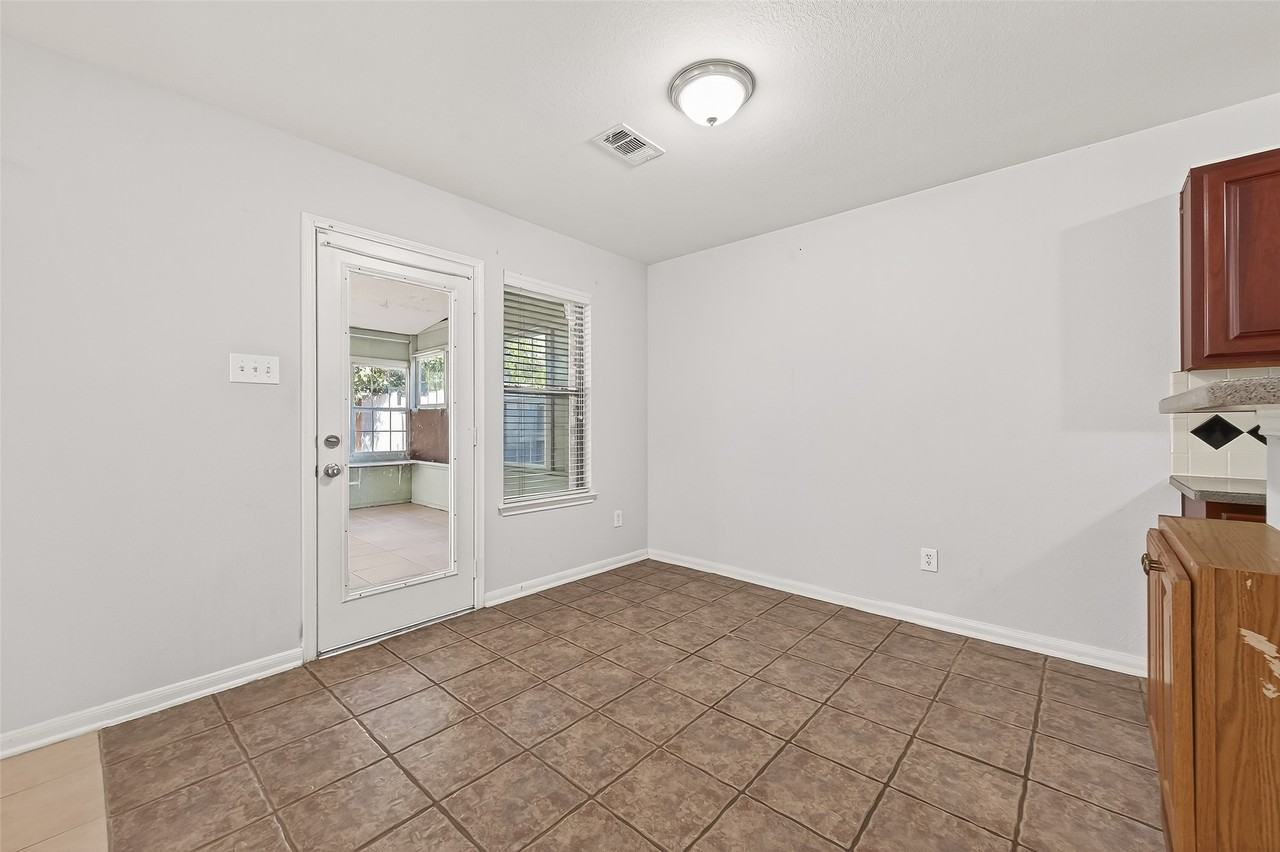 8427 Brickhaven Lane #8427 - Photo 3 of 46