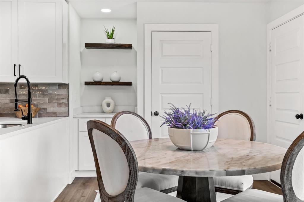 2205 Timberwood Street #2205 - Photo 3 of 32