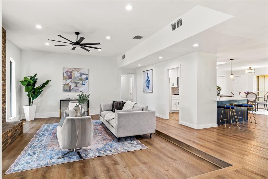 2205 Timberwood Street #2205 - Photo 6 of 32