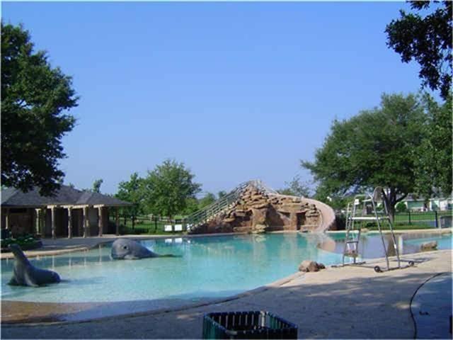 22510 Oak Mist Lane #22510 - Photo 4 of 29