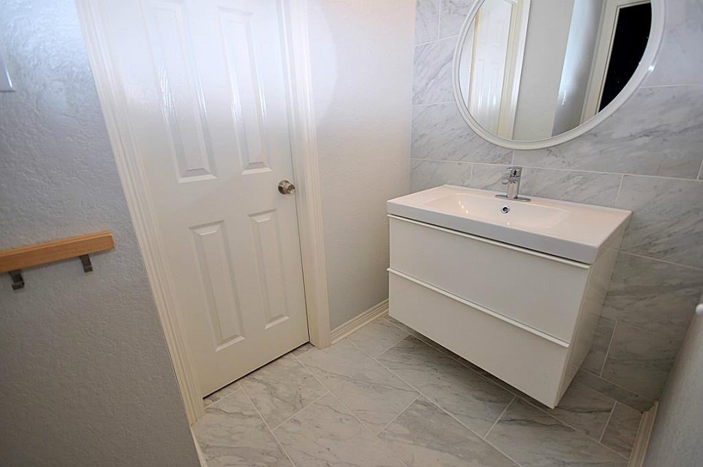 22510 Oak Mist Lane #22510 - Photo 5 of 29